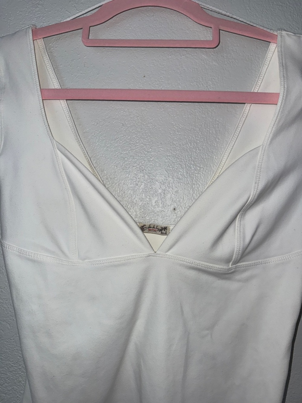 White V-Neck Cap Sleeve Top - Picture 4 of 5